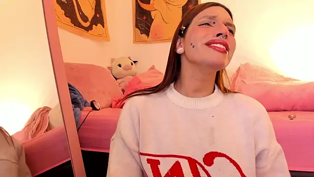 Loona s online show from 10/06/25, 07:00