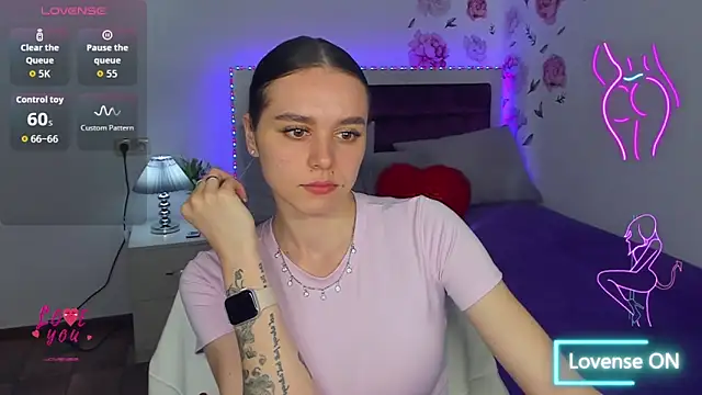 Snapshot of EmelyMason chatting on 05/06/26, 03:46 EmelyMason online show from 05/06/26, 03:46
