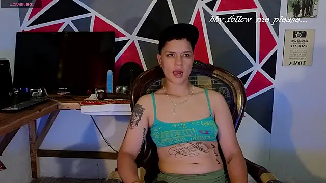 demimoore222 online show from 10/14/25, 10:21