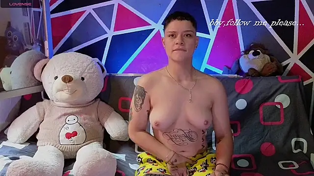 demimoore222 online show from 11/20/25, 05:12