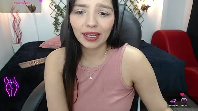 Snapshot of issa__nassar chatting on 10/02/25, 01:29 issa nassar online show from 10/02/25, 01:29