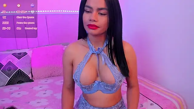 Snapshot of SusanSimpson16 chatting on 10/17/25, 07:05 SusanSimpson16 online show from 10/17/25, 07:05