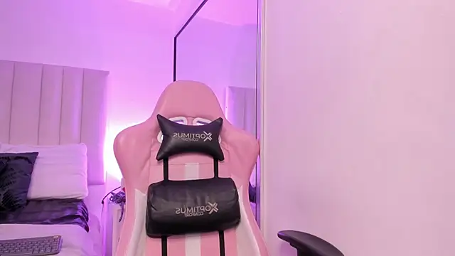 SaritaBratz online show from 03/19/25, 10:31