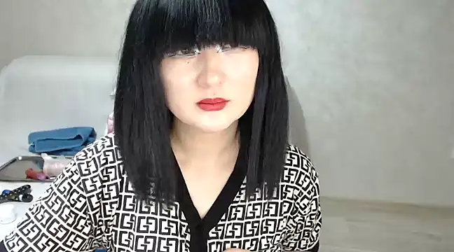 Sweet Yoon online show from 12/06/24, 11:14