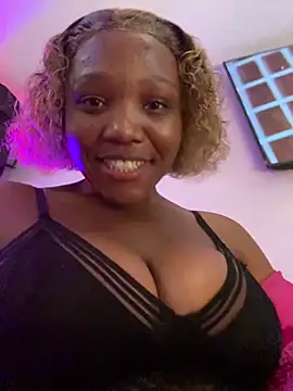 Beyoncex05 online show from 04/16/26, 07:03