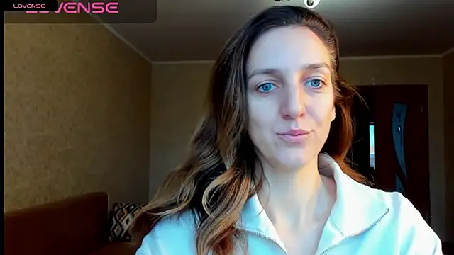 desired zzoya online show from 11/22/25, 03:27