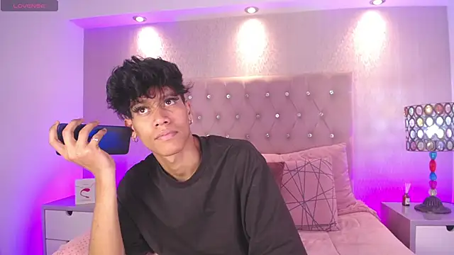 Jonas Rivers online show from 04/04/26, 05:27