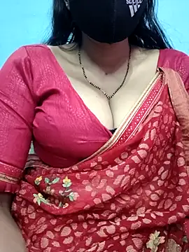 Snapshot of Sexyradha_ chatting on 02/09/26, 04:44 Sexyradha online show from 02/09/26, 04:44
