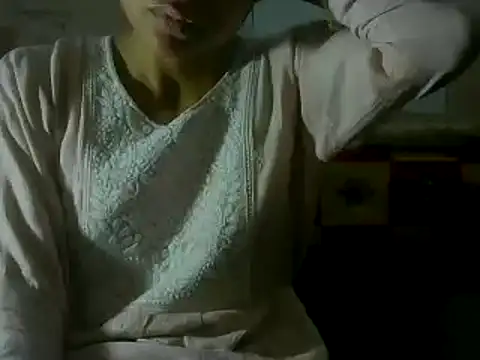 Snapshot of mayra89 chatting on 04/05/26, 04:15 mayra89 online show from 04/05/26, 04:15