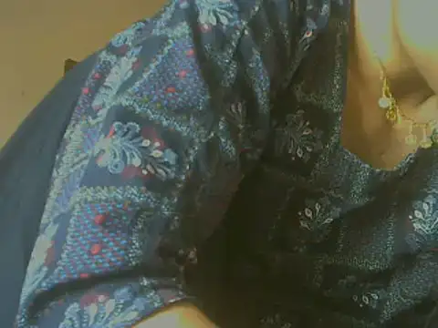 Snapshot of mayra89 chatting on 06/14/26, 05:20 mayra89 online show from 06/14/26, 05:20