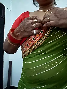 Neha-Bhabhi-Rasily online show from 10/13/25, 09:53