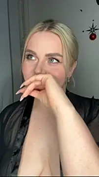 April Vancee online show from 02/15/26, 10:47