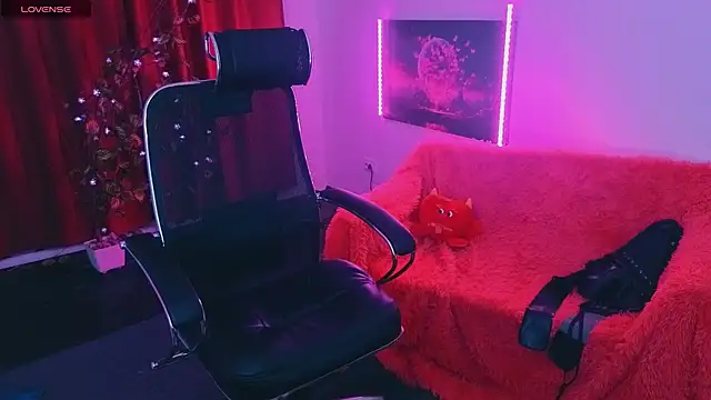 Miss Alice Silver online show from 05/24/26, 04:34