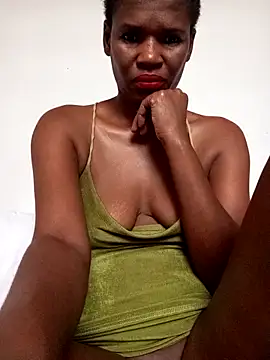 Missvixen81 online show from 10/11/25, 11:20