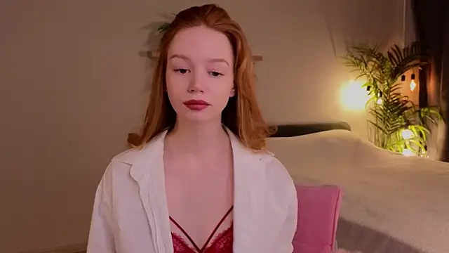 Snapshot of Ckarollina chatting on 03/13/25, 02:44 Ckarollina online show from 03/13/25, 02:44