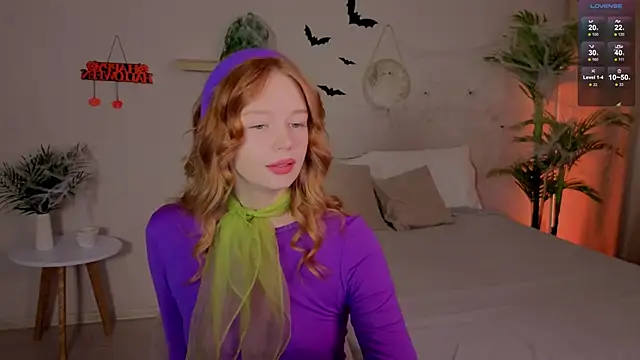 Snapshot of Ckarollina chatting on 10/31/25, 03:46 Ckarollina online show from 10/31/25, 03:46