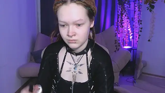 Snapshot of NicoleFlloret chatting on 03/05/25, 06:01 NicoleFlloret online show from 03/05/25, 06:01