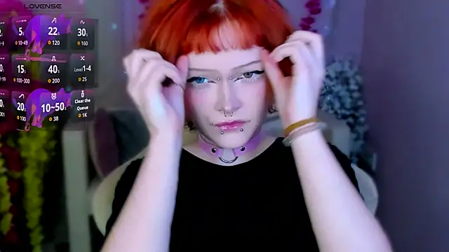 Snapshot of NicoleFlloret chatting on 09/18/25, 08:44 NicoleFlloret online show from 09/18/25, 08:44