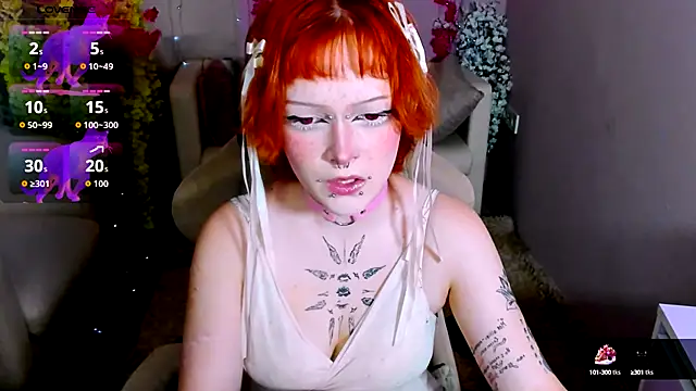 Snapshot of NicoleFlloret chatting on 09/20/25, 08:43 NicoleFlloret online show from 09/20/25, 08:43
