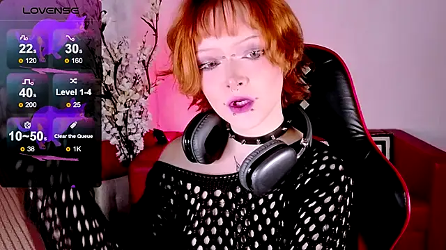 Snapshot of NicoleFlloret chatting on 09/29/25, 08:24 NicoleFlloret online show from 09/29/25, 08:24