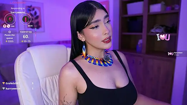 Snapshot of JulesBenett chatting on 02/06/26, 11:35 JulesBenett online show from 02/06/26, 11:35