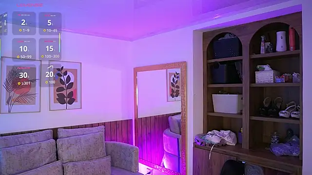 Snapshot of JulesBenett chatting on 02/13/26, 11:39 JulesBenett online show from 02/13/26, 11:39