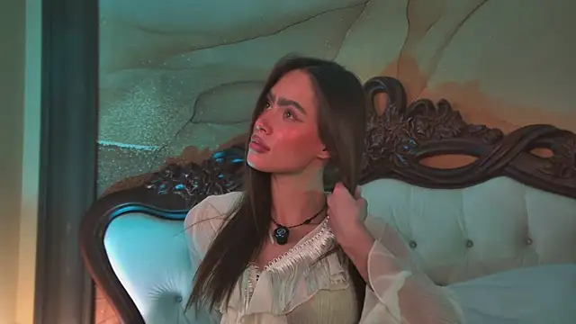 Amanda River online show from 04/18/26, 11:27