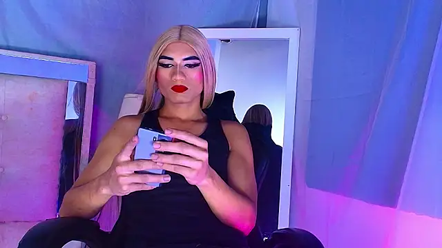 Emily Castillo 1 online show from 02/11/26, 04:17