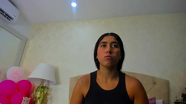 Mia Montess online show from 04/09/26, 04:34