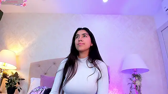 Mia Montess online show from 05/27/26, 12:46