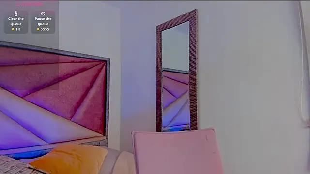 SaskiaGrendel online show from 04/02/26, 12:08