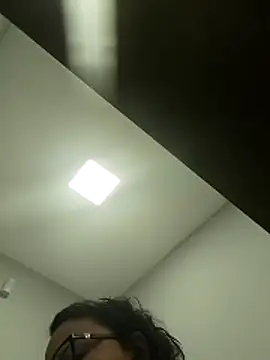 viviksmel online show from 12/19/25, 04:03