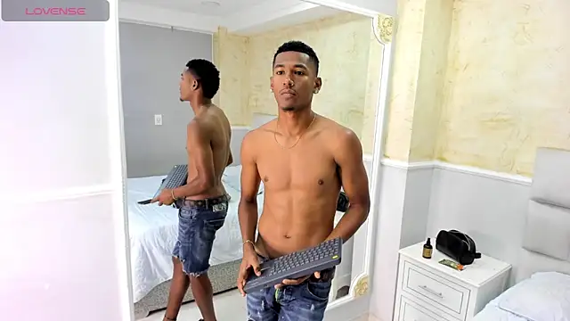 Snapshot of LexiAndDeker chatting on 09/09/25, 04:06 LexiAndDeker online show from 09/09/25, 04:06