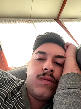 Snapshot of ategurl192 chatting on 01/08/26, 08:05 ategurl192 online show from 01/08/26, 08:05