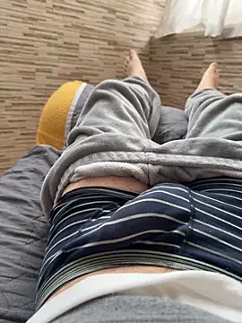 Snapshot of ategurl192 chatting on 04/02/26, 06:55 ategurl192 online show from 04/02/26, 06:55