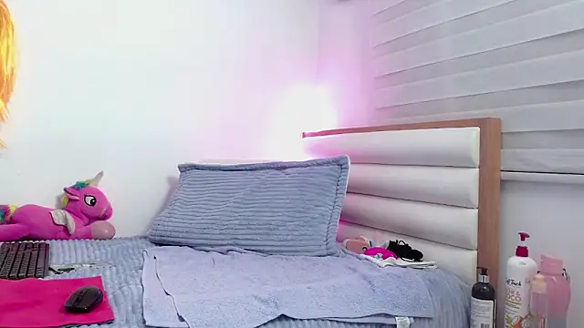 scarlettbooty online show from 03/01/26, 10:17