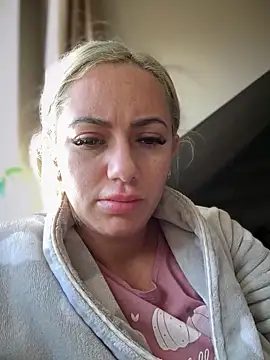 Jennifer24    online show from 02/14/26, 08:22