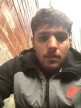 Snapshot of Donnydon79 chatting on 09/30/25, 02:22 Donnydon79 online show from 09/30/25, 02:22