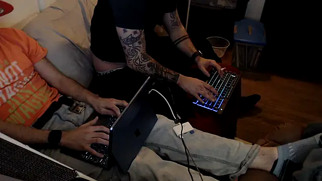 weknowourworth6999 online show from 01/09/26, 07:33