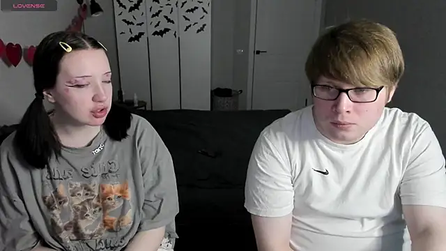 JayMollyy online show from 04/15/26, 05:20