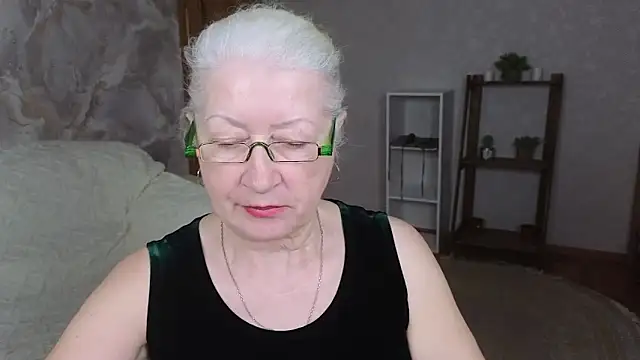 Maya Mayflower online show from 03/20/25, 03:25