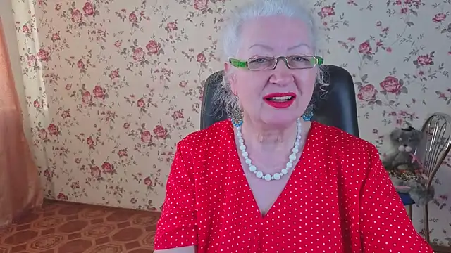 Maya Mayflower online show from 04/07/26, 03:18