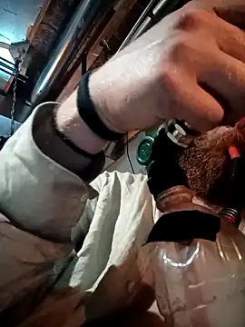 Snapshot of SirJonBradley chatting on 09/20/25, 07:59 SirJonBradley online show from 09/20/25, 07:59