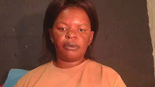 ebony rose11 online show from 04/17/26, 12:52