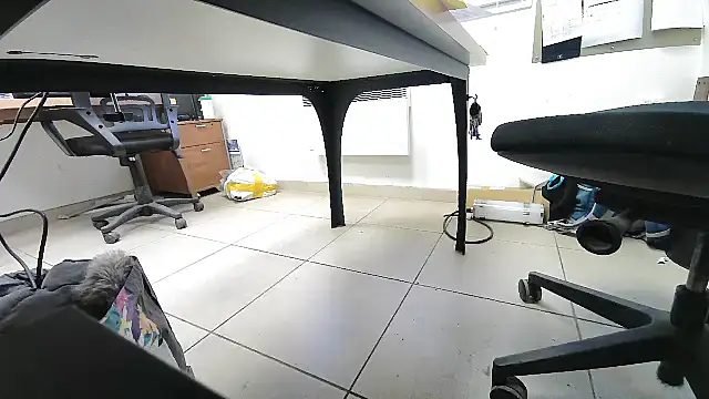 Snapshot of GM51-1988 chatting on 09/25/25, 03:49 GM51-1988 online show from 09/25/25, 03:49