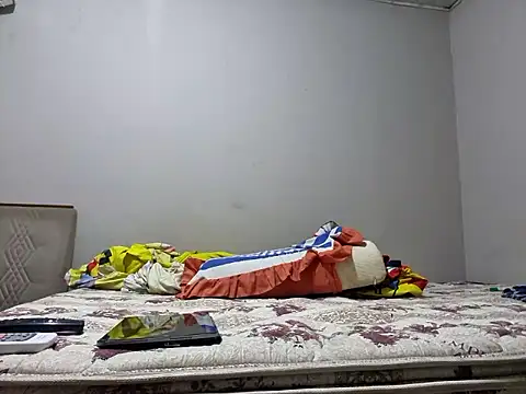 karlossan24 online show from 03/08/26, 09:02