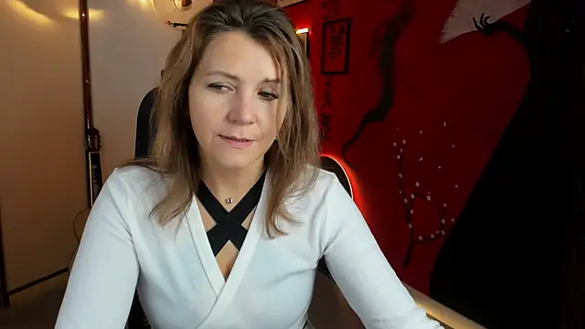 NicoleHitman online show from 10/22/25, 09:20