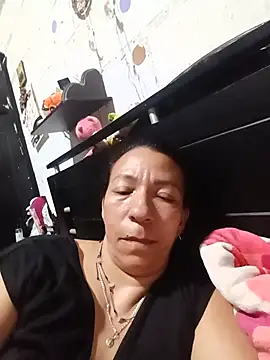 Snapshot of Antonela45 chatting on 06/24/26, 01:26 Antonela45 online show from 06/24/26, 01:26