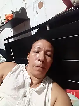 Snapshot of Antonela45 chatting on 07/06/26, 12:51 Antonela45 online show from 07/06/26, 12:51