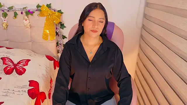 Snapshot of Be_Evil chatting on 01/08/26, 02:14 Be Evil online show from 01/08/26, 02:14